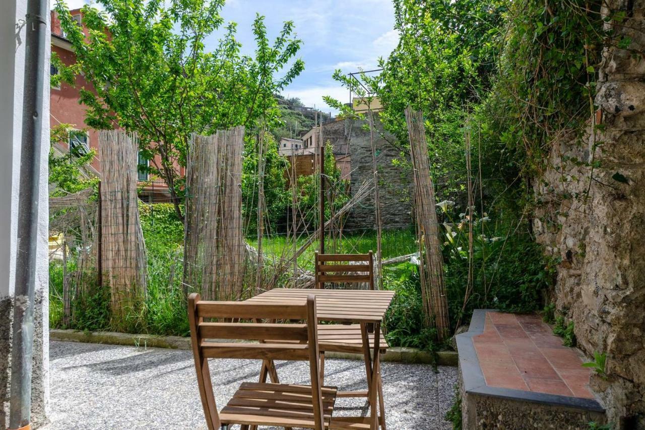 Ferienwohnung Joivy Family Flat With Little Patio, Cinque Terre Vernazza Exterior foto