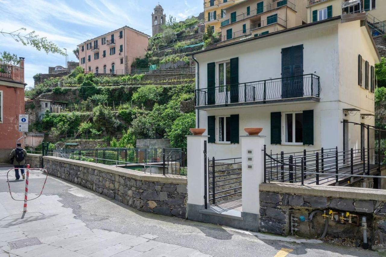 Ferienwohnung Joivy Family Flat With Little Patio, Cinque Terre Vernazza Exterior foto