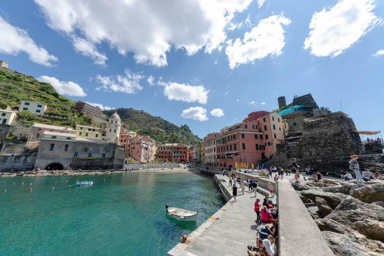 Ferienwohnung Joivy Family Flat With Little Patio, Cinque Terre Vernazza Exterior foto
